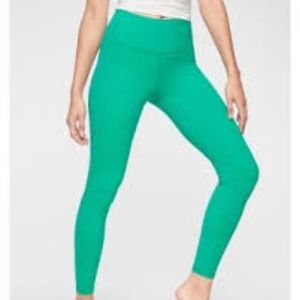 NEW w/Tags: Athleta Salutation Tight